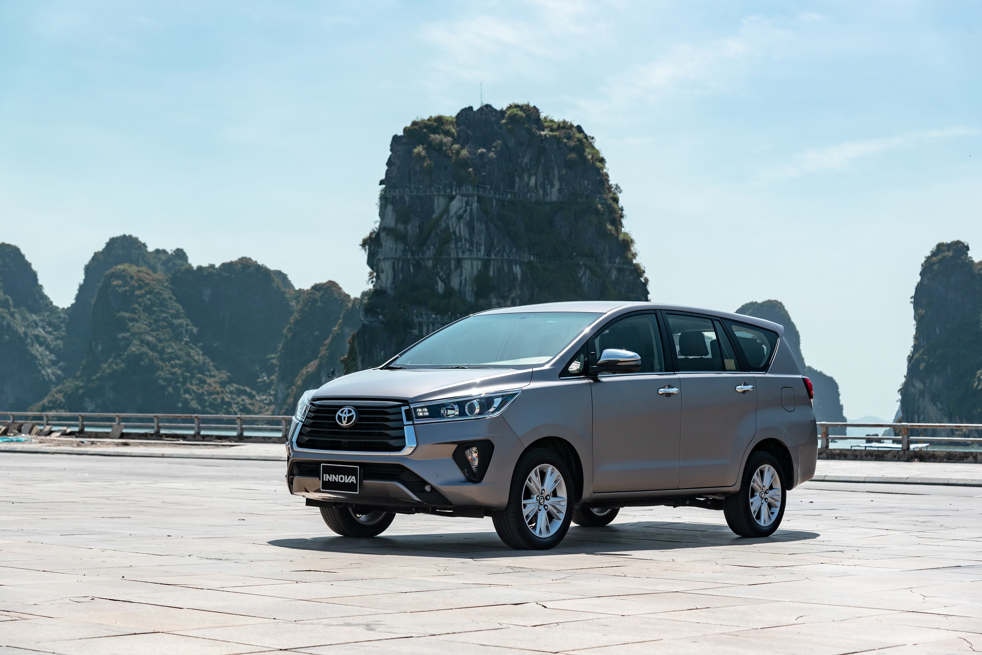 Toyota Việt Nam dành ưu đãi cho khách hàng mua Innova &Wigo