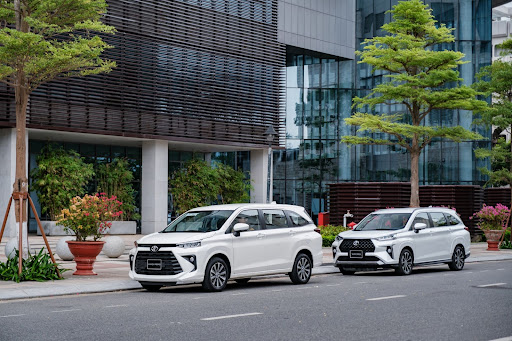 Top 7 mẫu xe Toyota 7 chỗ 2023 và bảng giá mới nhất